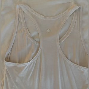 White Lulu Lemon Razorback Tank Size 4